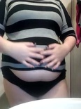 TIGHT CLOTHES BELLY PLAY