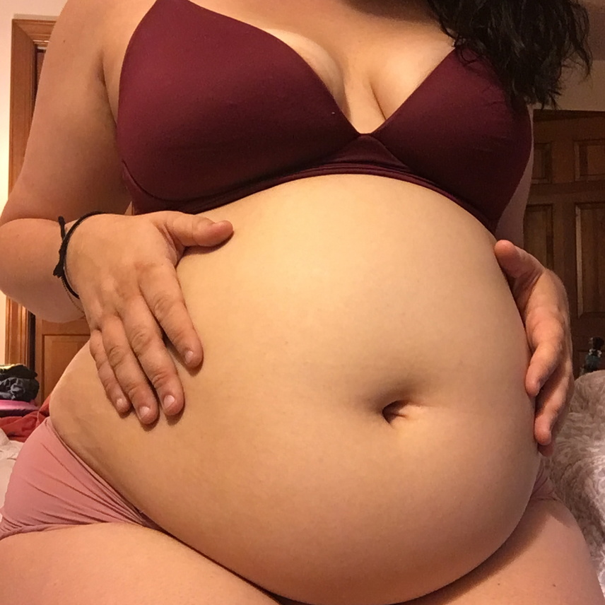 Fat belly babe