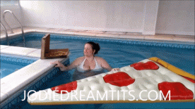 jodiedreamtits-pizza-in-the-pool