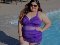 Purple swimsuit that holds perfectly, for sexy large ladies