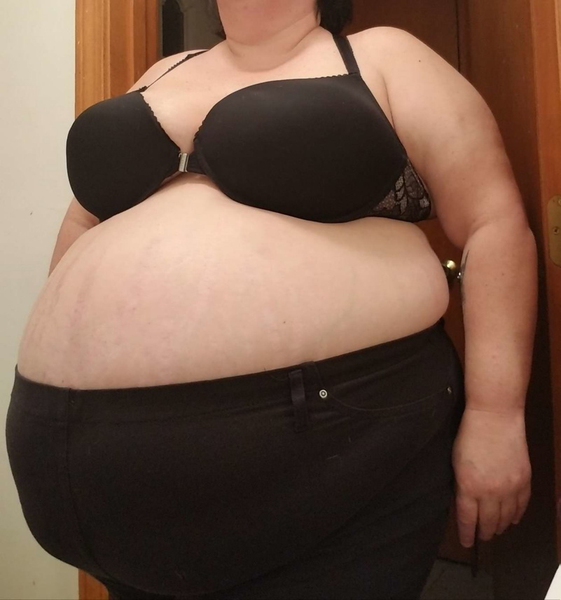 Bbw My Xl Pant Hardly Fit On My Huge Belly Wvddti Stufferdb The