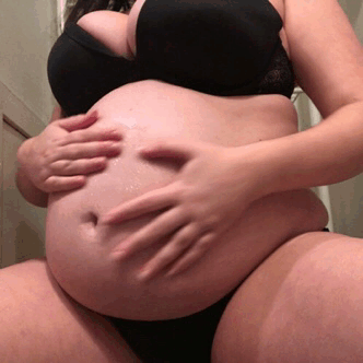 Pregnant Belly Button Play