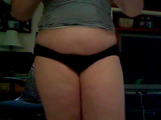 New fatty bathing suite and quick snack.flv